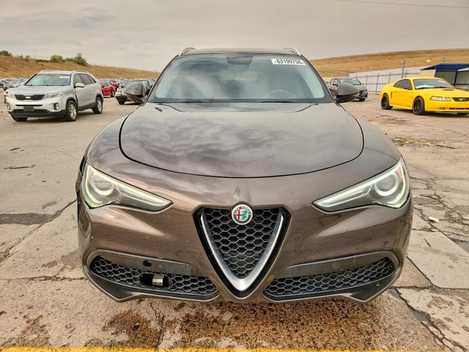 2018 ALFA ROMEO STELVIO 5