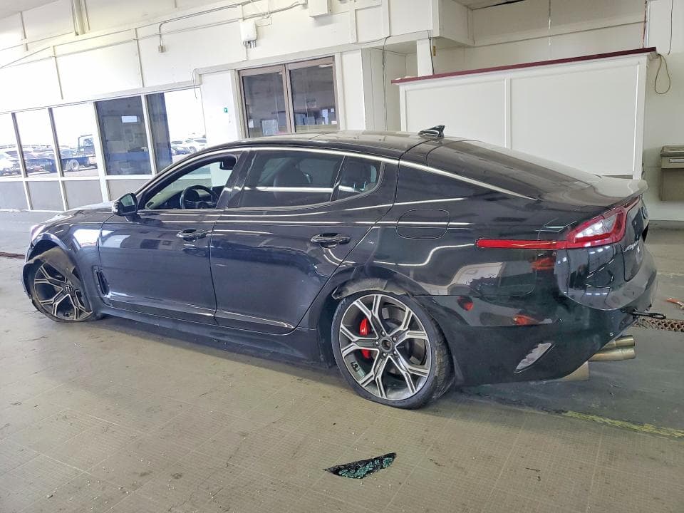 2018 KIA STINGER GT2 2