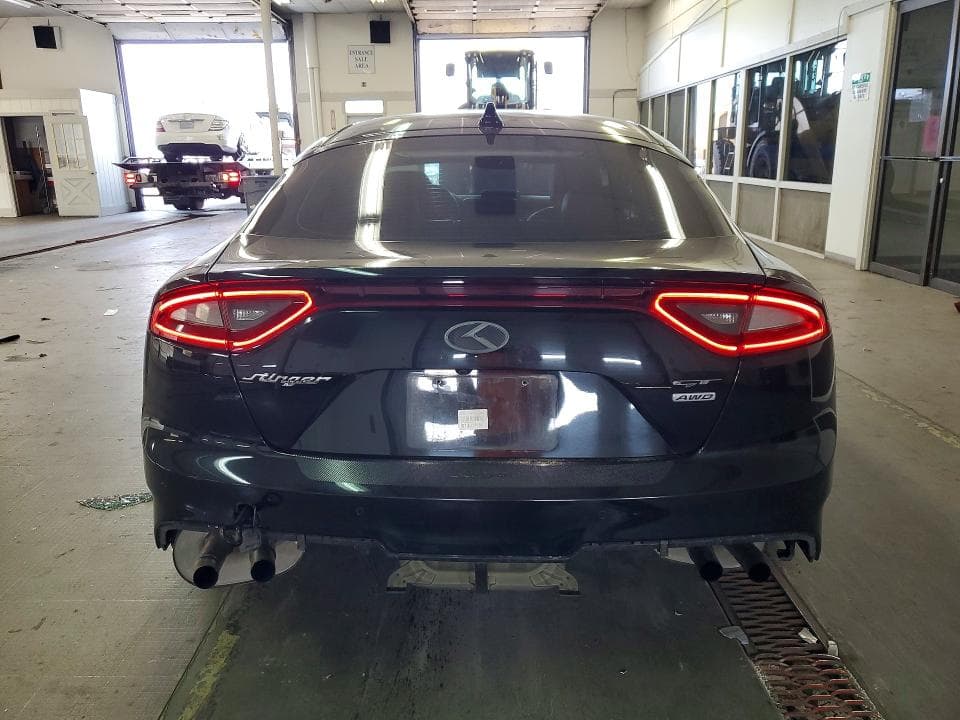 2018 KIA STINGER GT2 6