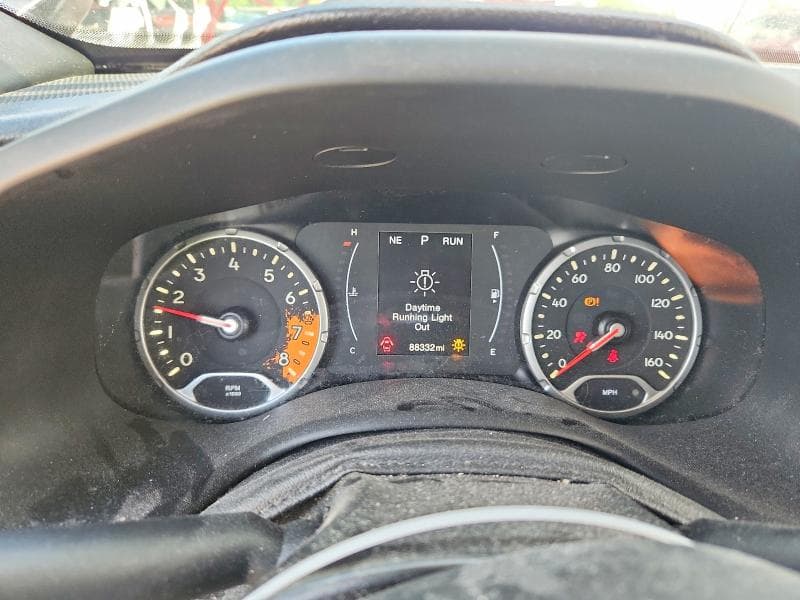 2018 JEEP RENEGADE SPORT 9