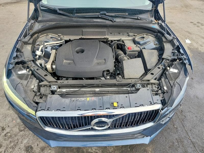2021 VOLVO XC60 T5 MOMENTUM 12
