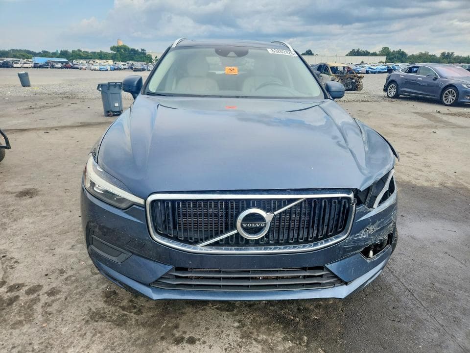 2021 VOLVO XC60 T5 MOMENTUM 5