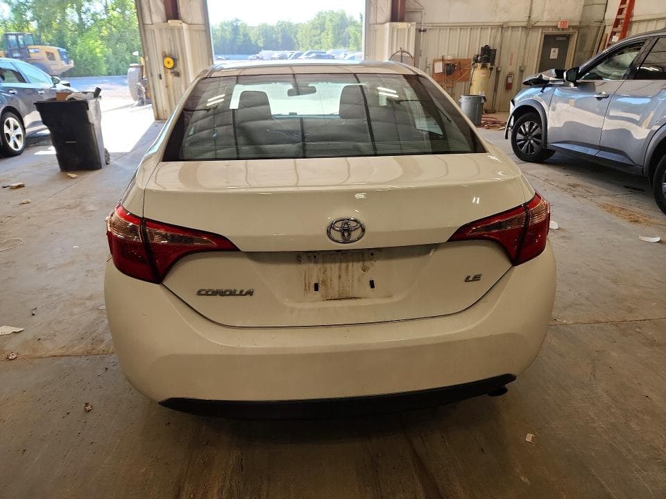 2017 TOYOTA COROLLA LE 6