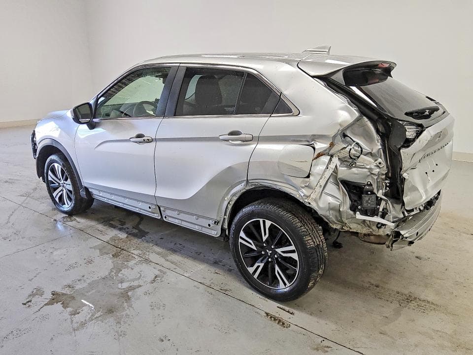 2024 MITSUBISHI ECLIPSE CROSS SE 2