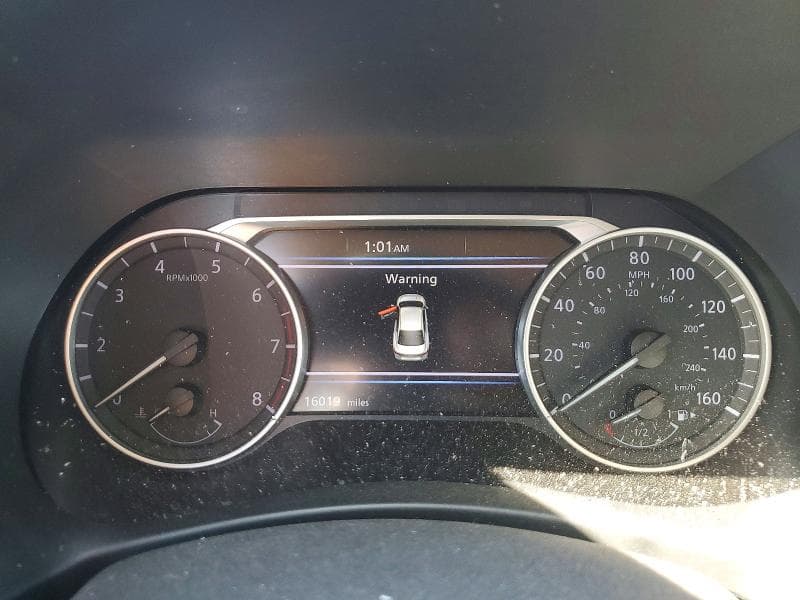 2025 NISSAN SENTRA SV 9