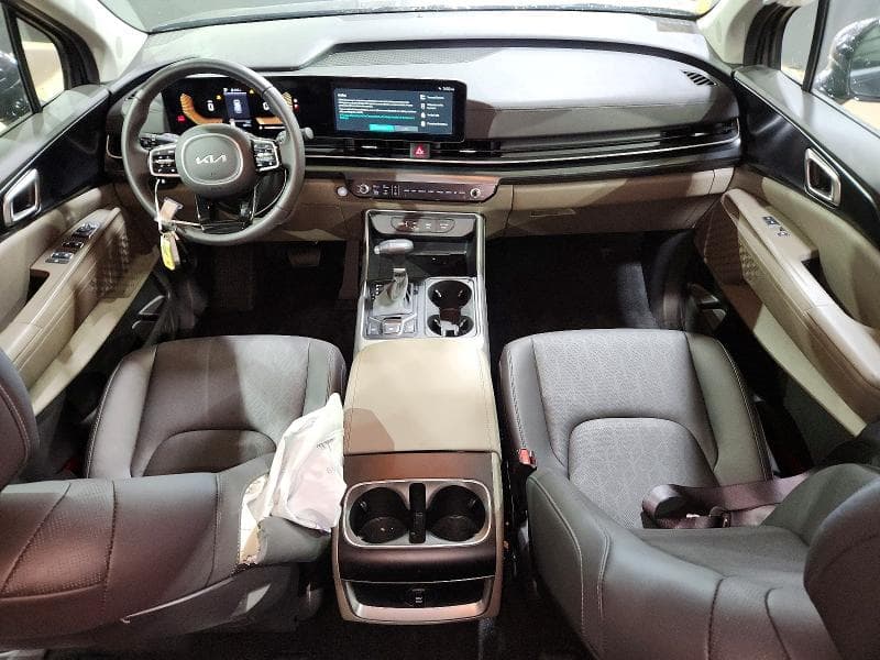 2026 KIA CARNIVAL LXS 8