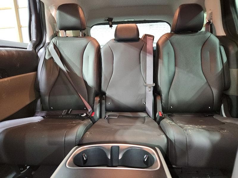 2026 KIA CARNIVAL LXS 10