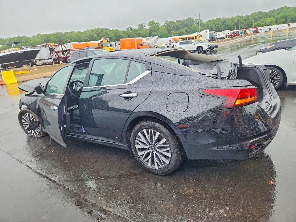 2025 NISSAN ALTIMA SV 2