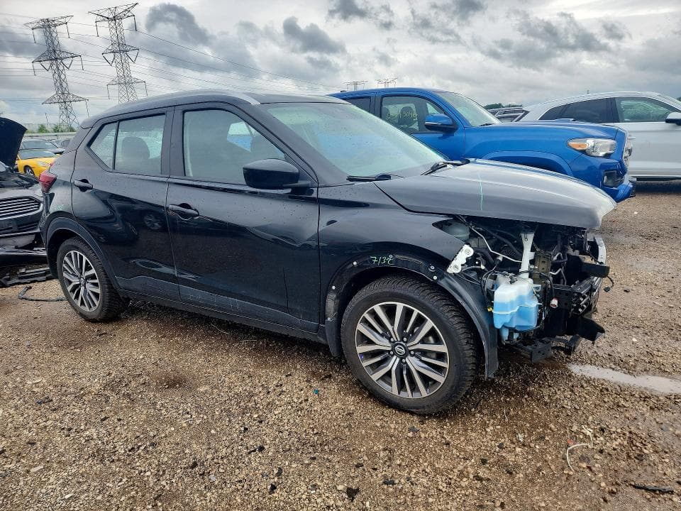2021 NISSAN KICKS SV 4