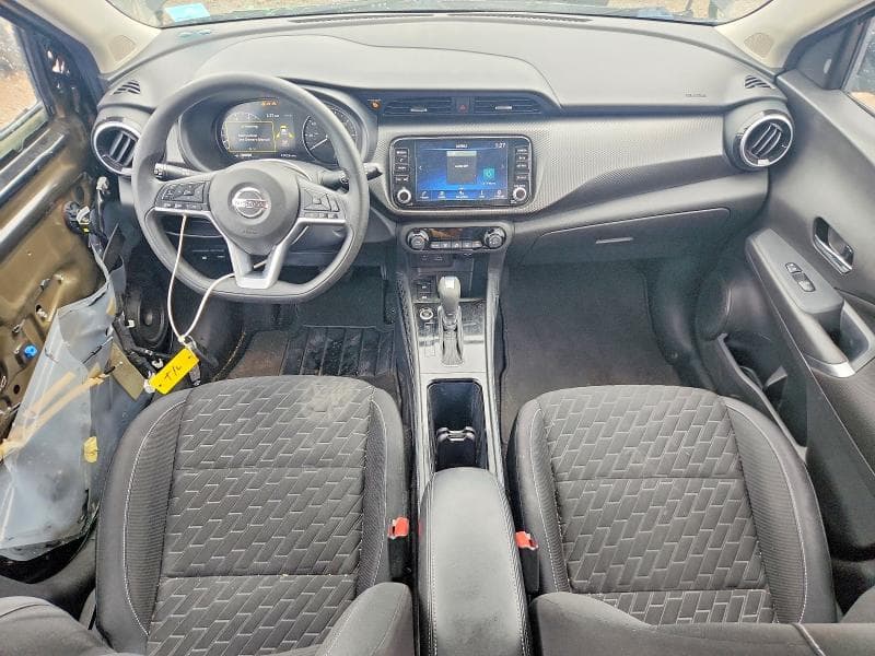 2021 NISSAN KICKS SV 8