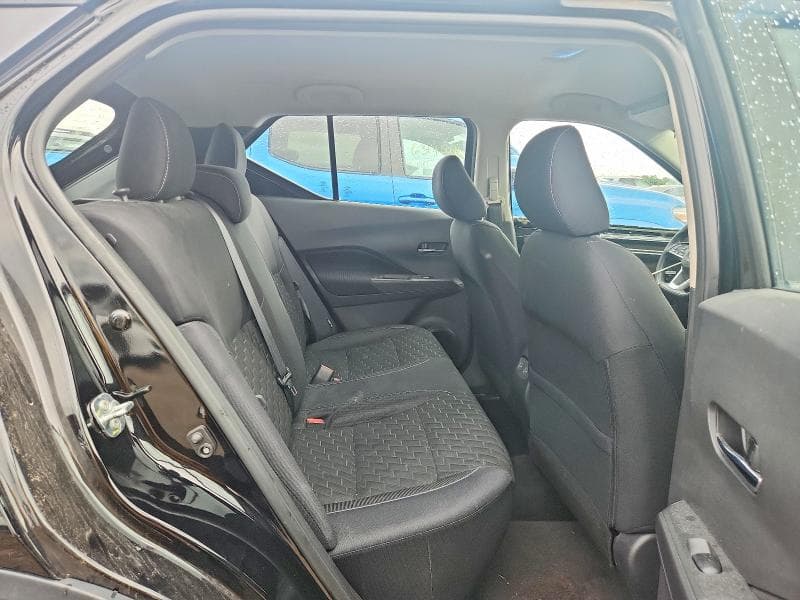 2021 NISSAN KICKS SV 10