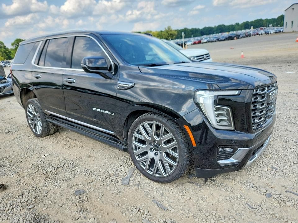 2025 GMC YUKON DENALI ULTIMATE 4