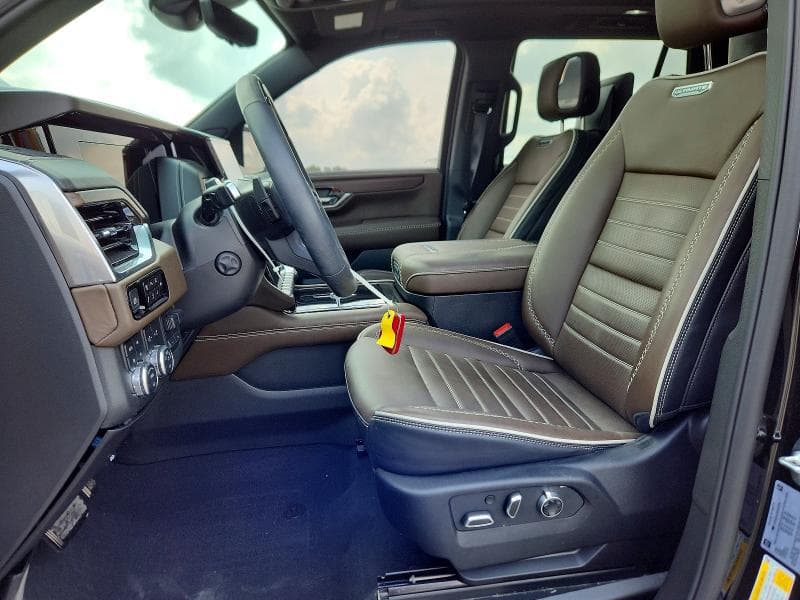 2025 GMC YUKON DENALI ULTIMATE 7