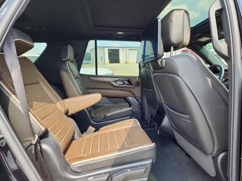 2025 GMC YUKON DENALI ULTIMATE 10