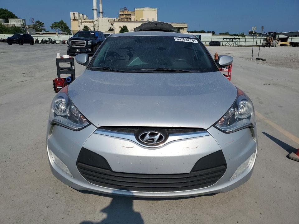 2017 HYUNDAI VELOSTER BASE 5