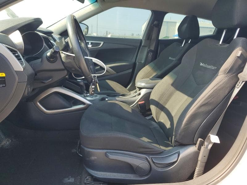 2017 HYUNDAI VELOSTER BASE 7