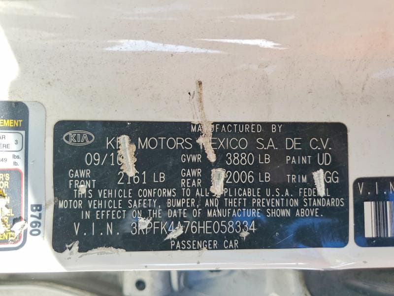 2017 KIA FORTE LX 12