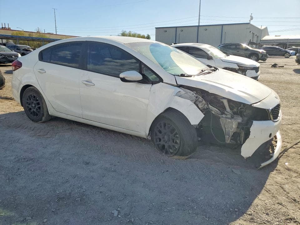 2017 KIA FORTE LX 4