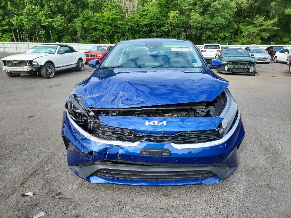 2023 KIA FORTE LXS 5