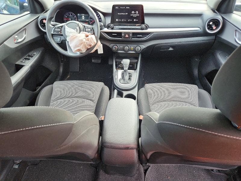 2023 KIA FORTE LXS 8