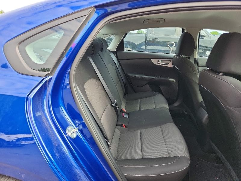 2023 KIA FORTE LXS 10