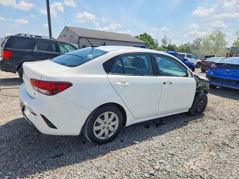 2021 KIA RIO S 3