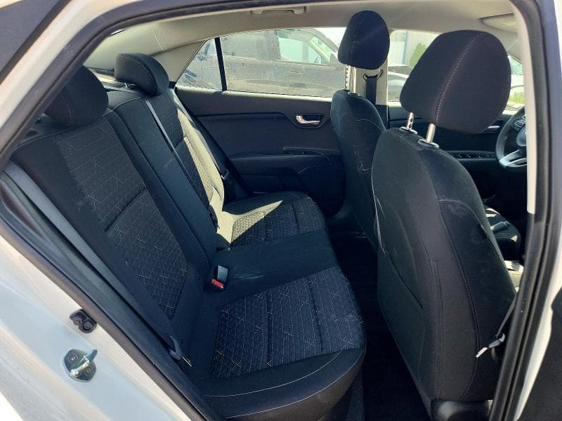 2021 KIA RIO S 10