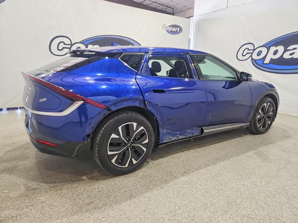 2023 KIA EV6 WIND 3