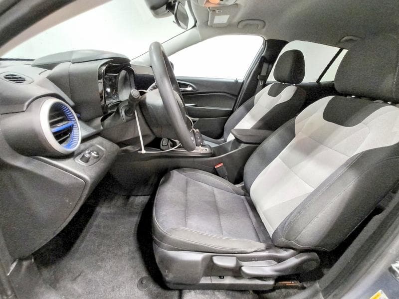 2025 CHEVROLET TRAX LS 7