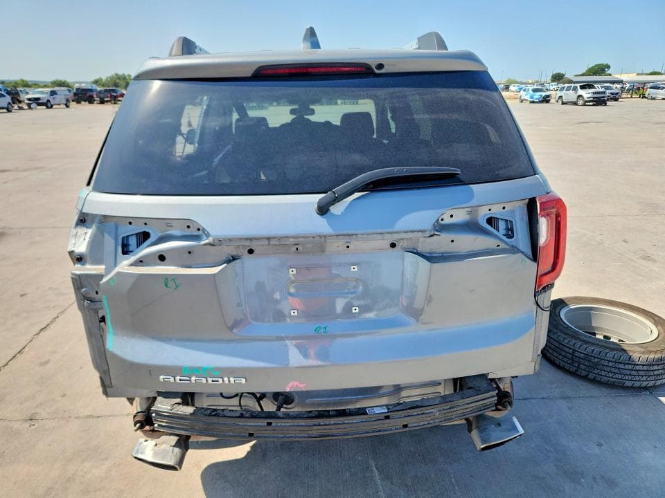 2023 GMC ACADIA SLT 6