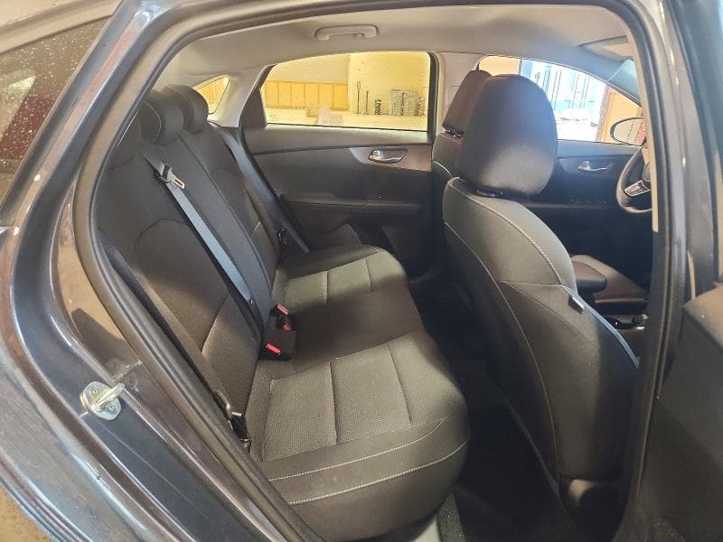 2021 KIA FORTE LXS 10
