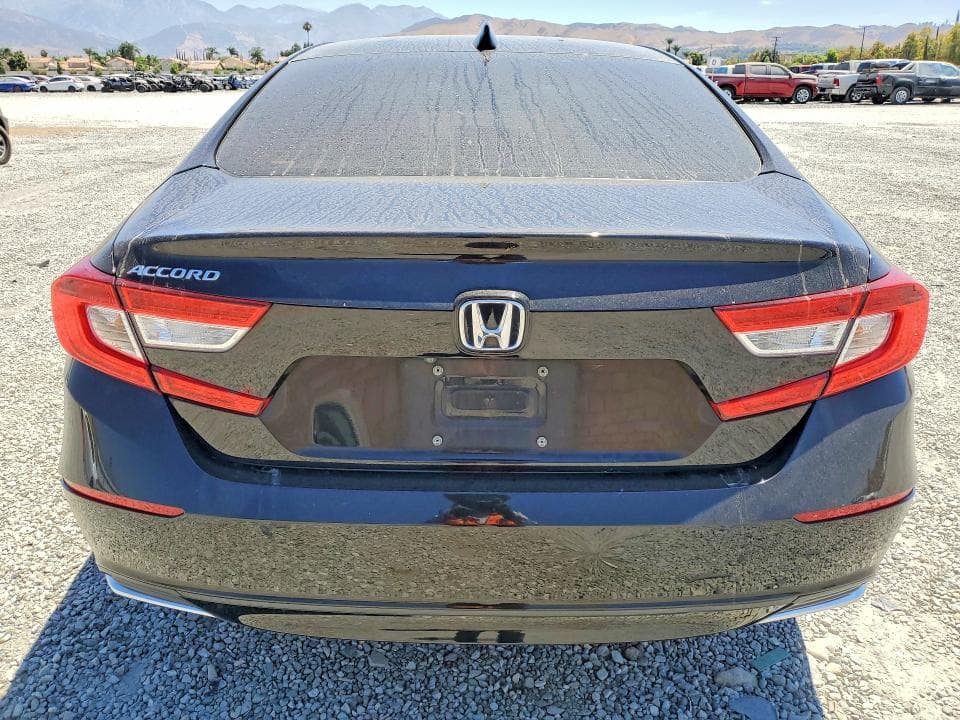 2018 HONDA ACCORD LX 6