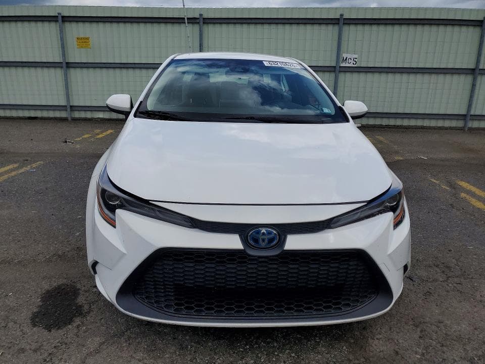 2021 TOYOTA COROLLA LE 5