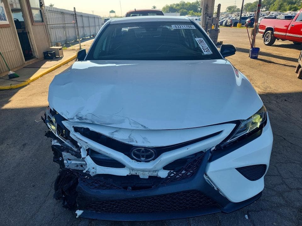 2020 TOYOTA CAMRY SE NIGHTSHADE 5