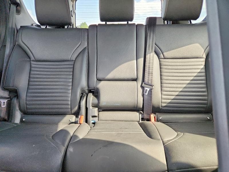 2023 LAND ROVER DISCOVERY S 10
