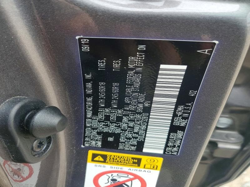2019 TOYOTA HIGHLANDER XLE 12