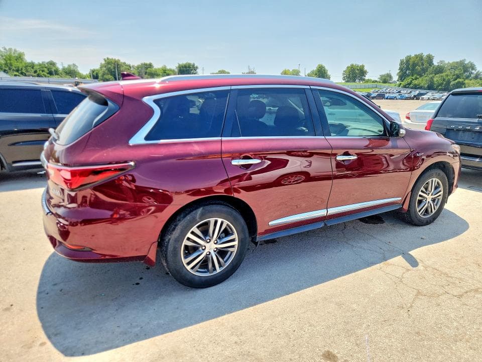 2019 INFINITI QX60 LUXE 3