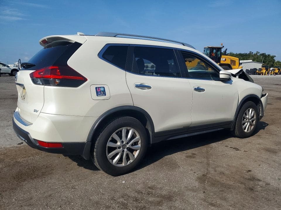 2018 NISSAN ROGUE SV 3