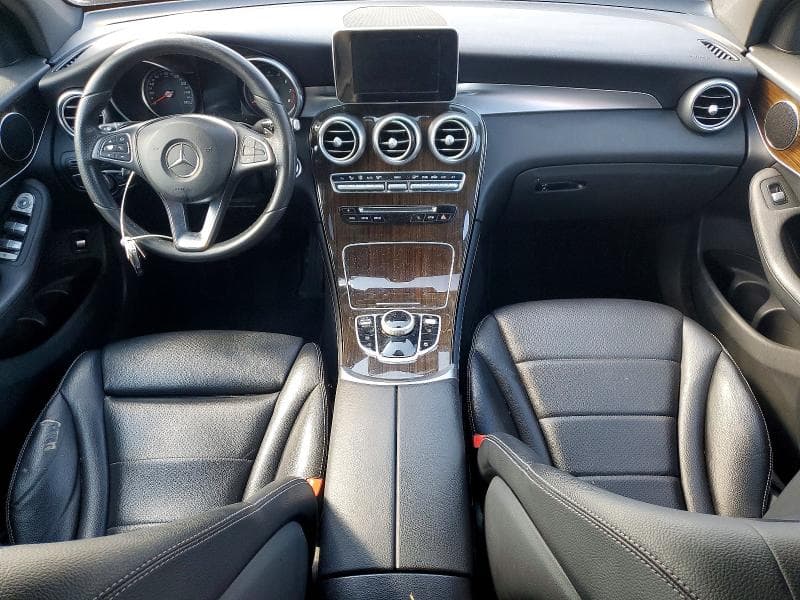 2017 MERCEDES-BENZ GLC 300 4MATIC 300 4MATIC 8
