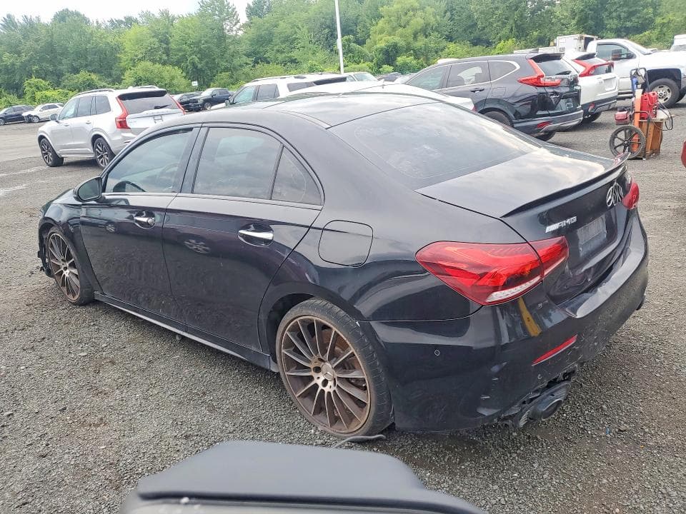 2021 MERCEDES-BENZ A 35 AMG 2