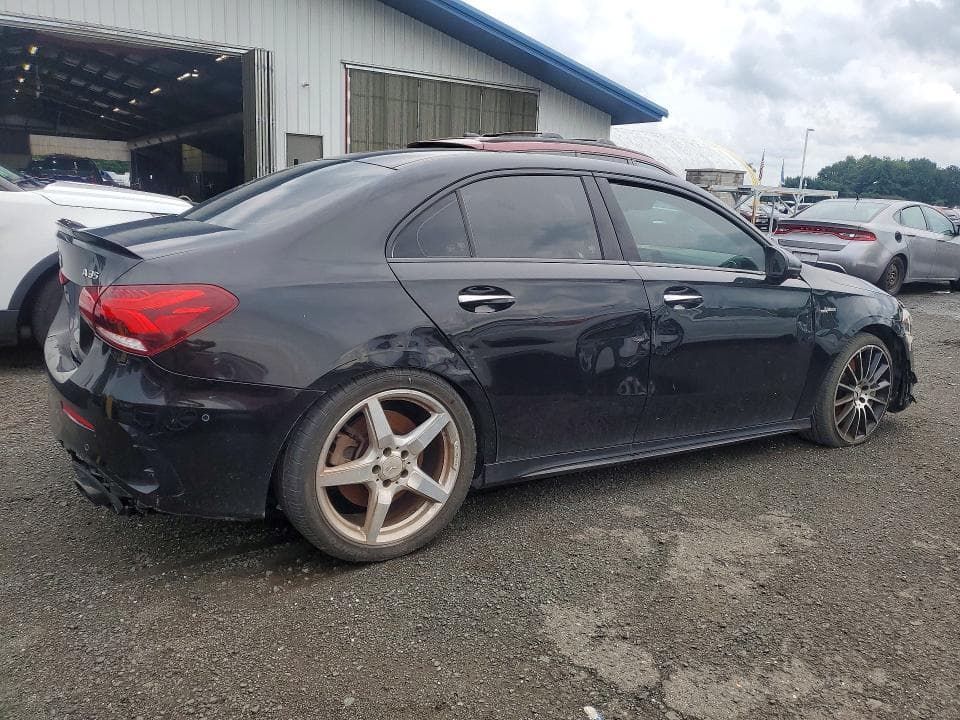 2021 MERCEDES-BENZ A 35 AMG 3