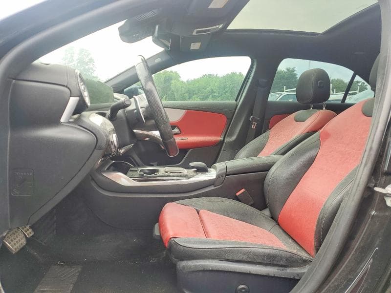 2021 MERCEDES-BENZ A 35 AMG 7