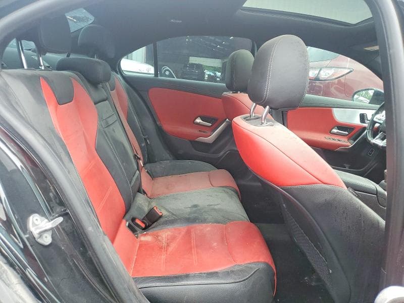 2021 MERCEDES-BENZ A 35 AMG 10
