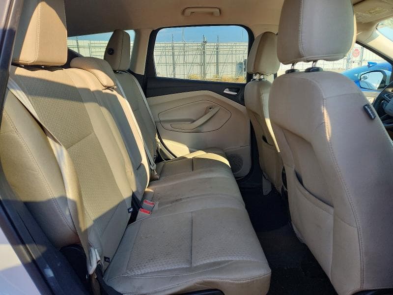 2017 FORD ESCAPE SE 11