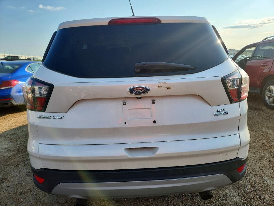 2017 FORD ESCAPE SE 6