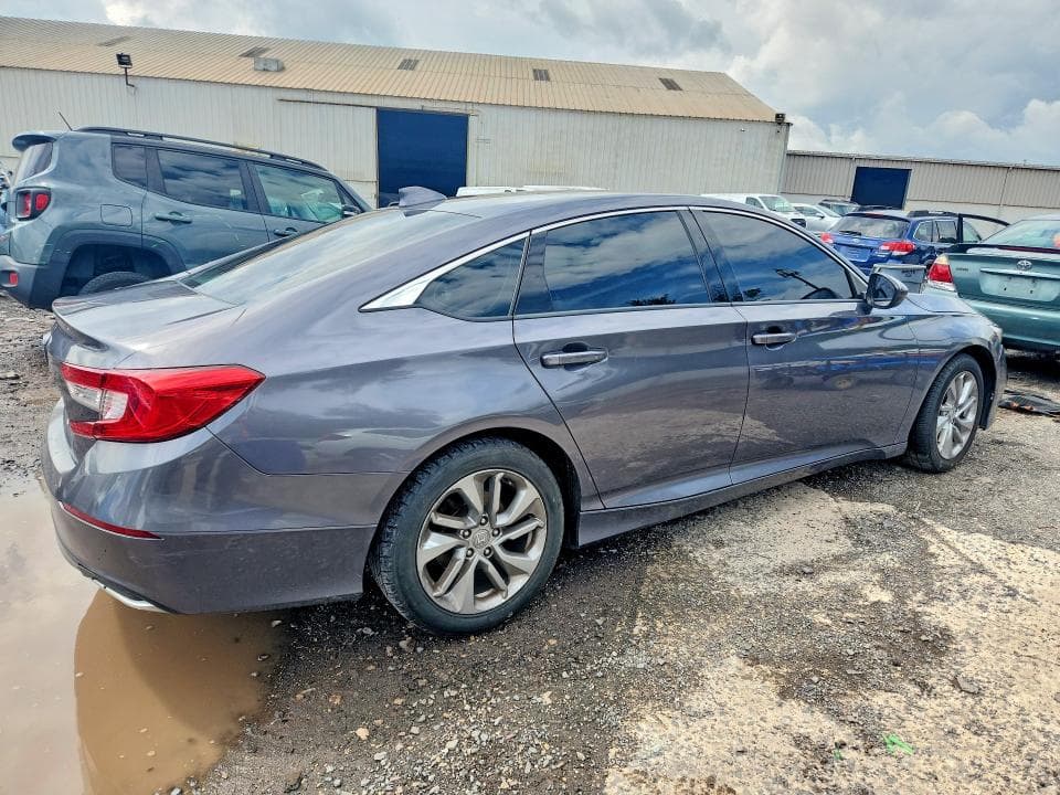 2018 HONDA ACCORD LX 3