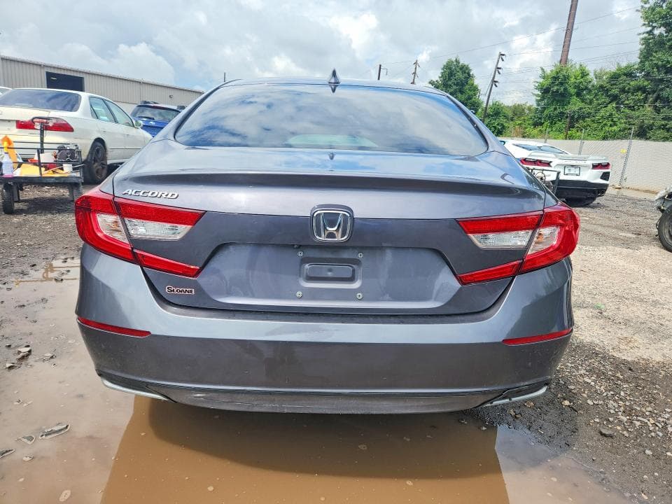 2018 HONDA ACCORD LX 6