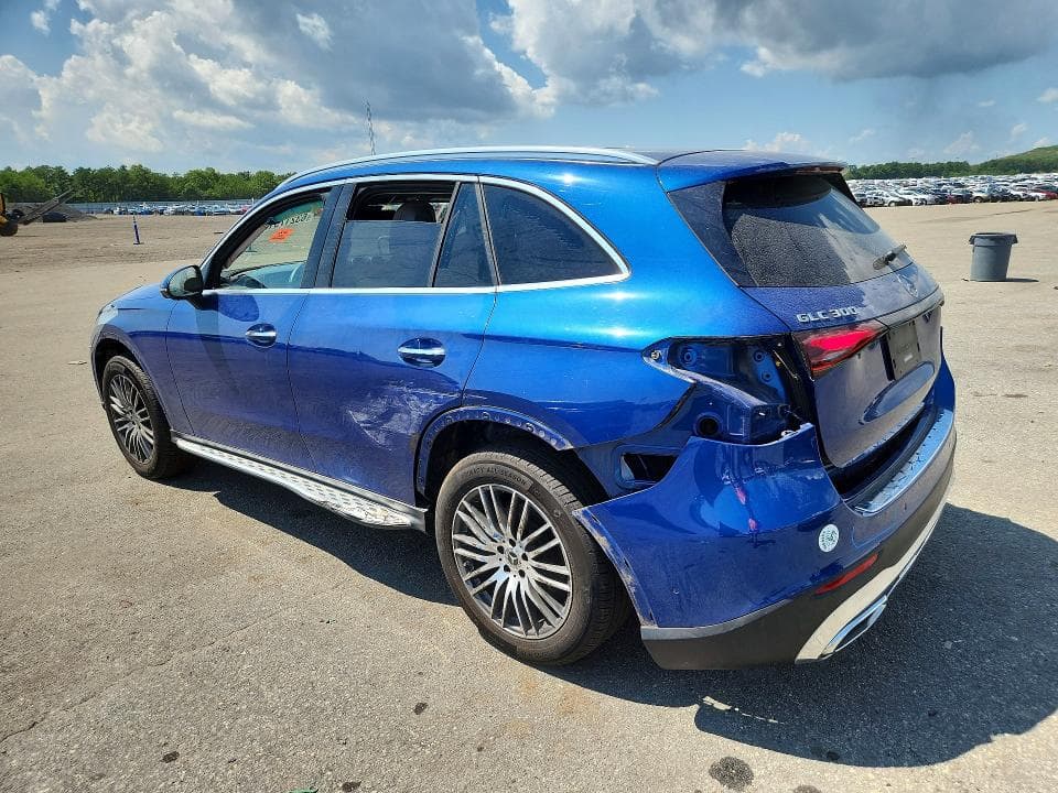 2023 MERCEDES-BENZ GLC 300 4MATIC 2