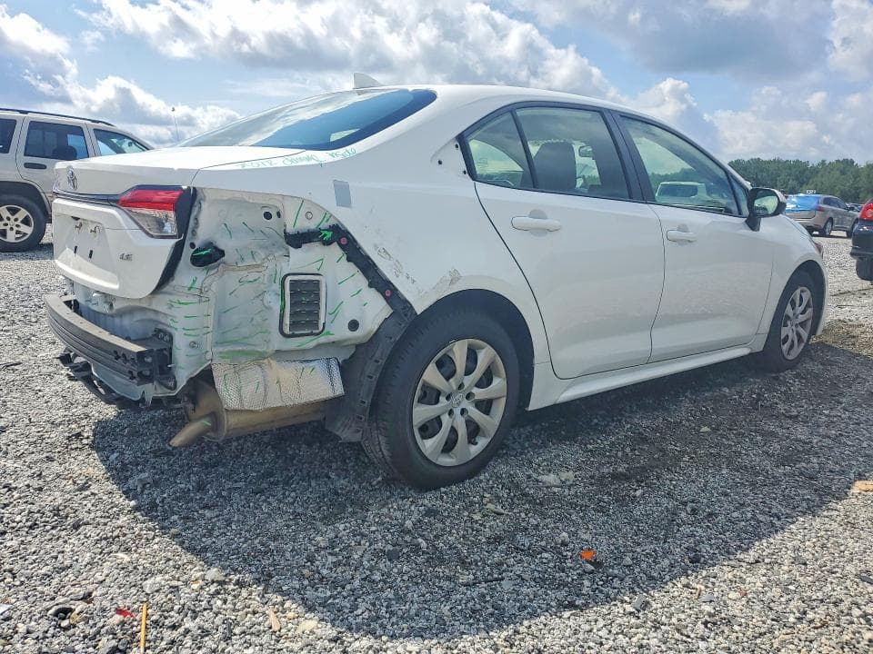 2022 TOYOTA COROLLA LE 3