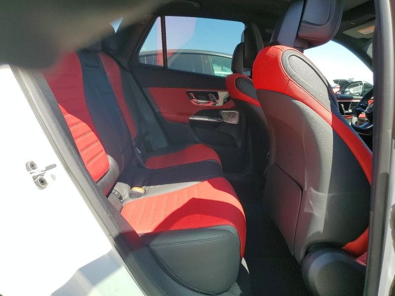 2026 MERCEDES-BENZ GLC 300 11